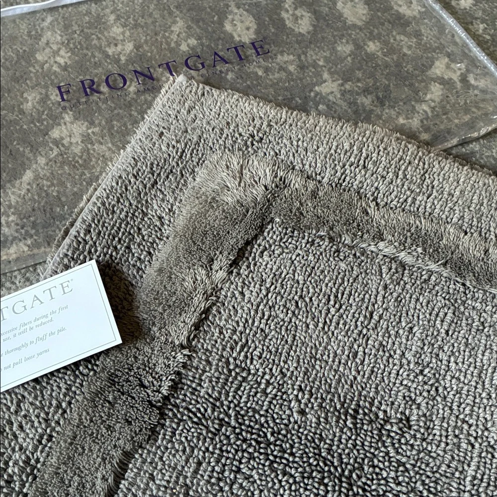 New Frontgate Reversible Resort Collection Bath Rug 24” Square - 100% Cotton